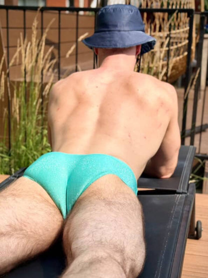 Slip de Baño Premium Aqua Brillante con Fibra Metálica